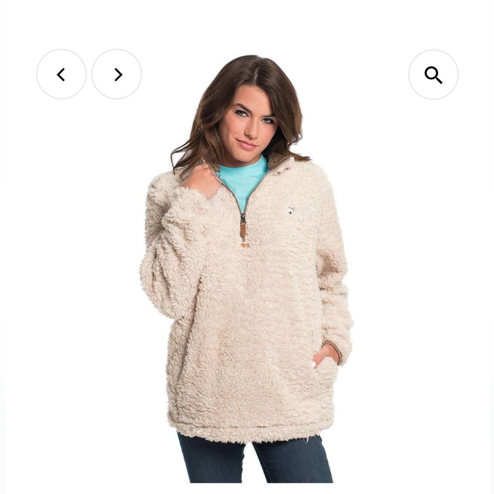 Sherpa Pullover Medium M with Pockets in Oyster by The Southern Shirt Co.